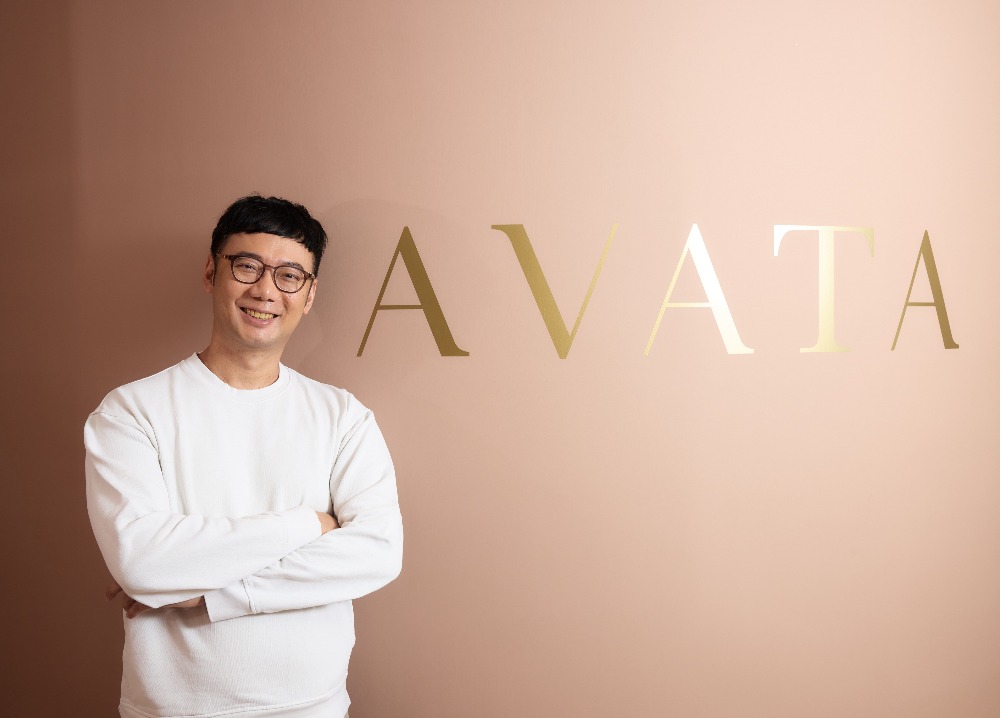 Uketamo's Invitation: Find Yourself in Acceptance